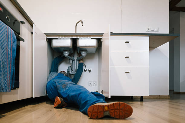 Professional Leak Detection technician working in Mystic, CT